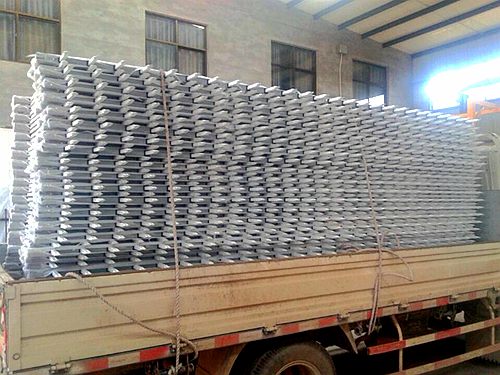 鋅鋼管南京護(hù)欄網(wǎng) 鋅鋼管南京護(hù)欄網(wǎng)